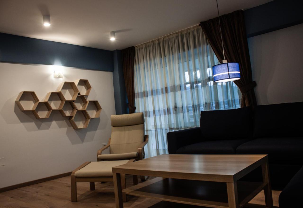 Eurocomfort Apartments Karácsonkő Kültér fotó